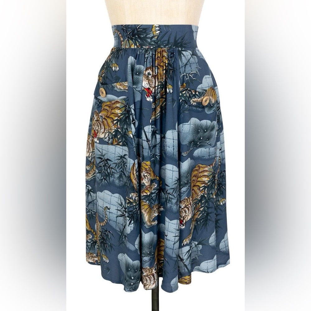 SOLD***Trashy Diva Traditional Tigers Skirt in Size 6